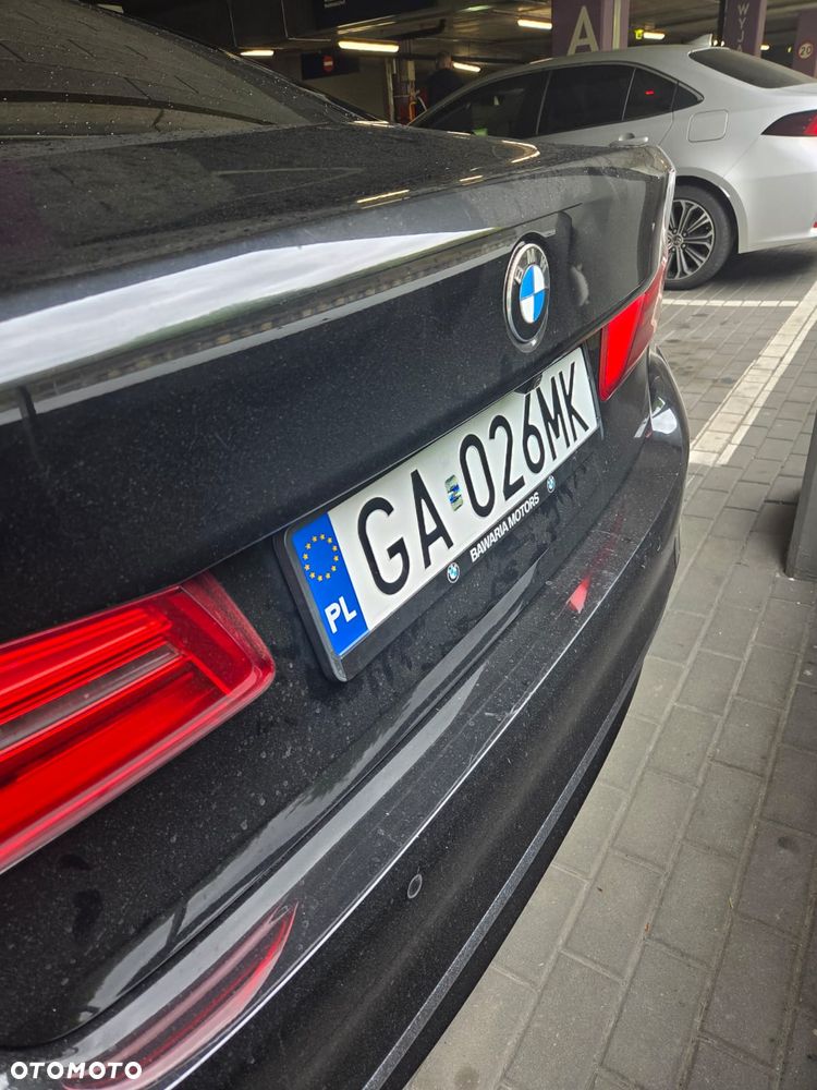 BMW Seria 5 530d Luxury Line - 14
