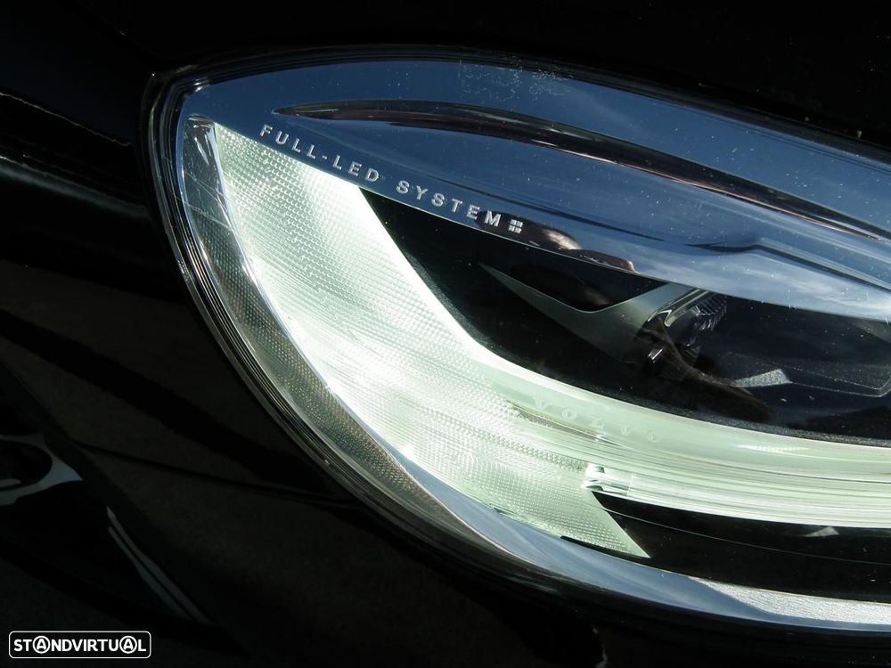 Volvo V40 2.0 D3 R-Design - 10