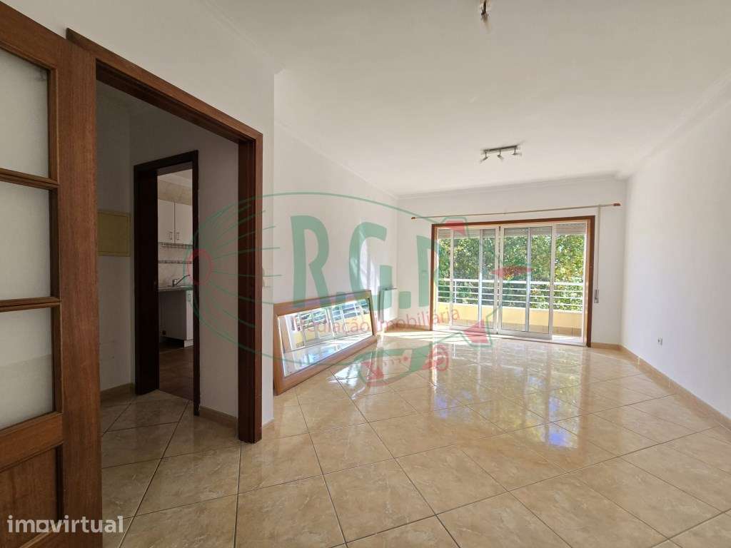 T2 com Lugar de Garagem e Arrumos - Jovim - Grande imagem: 4/38