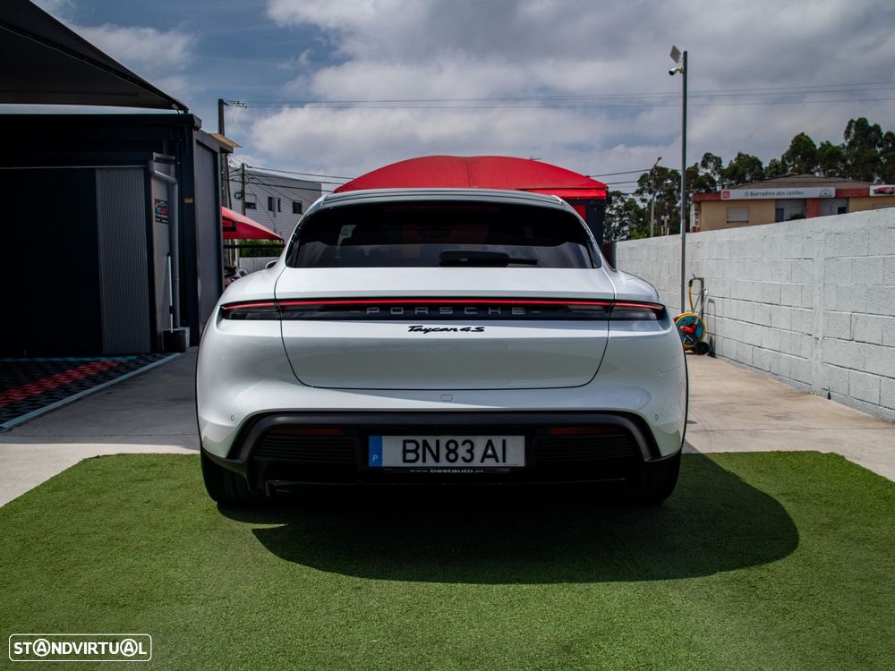 Porsche Taycan Cross Turismo 4S Sport bateria Performance Plus - 8