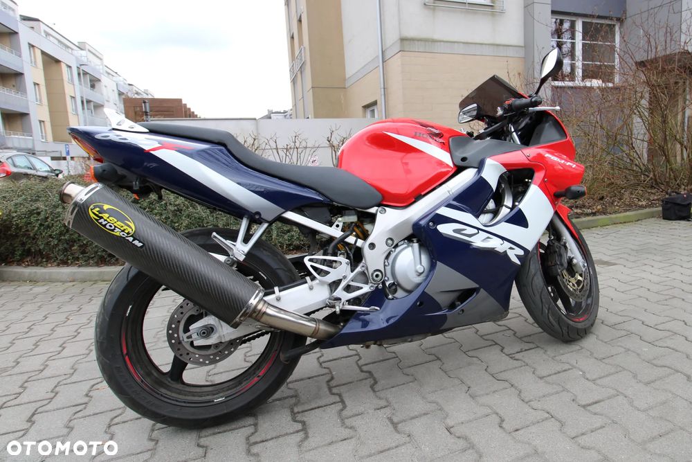 Honda CBR - 7