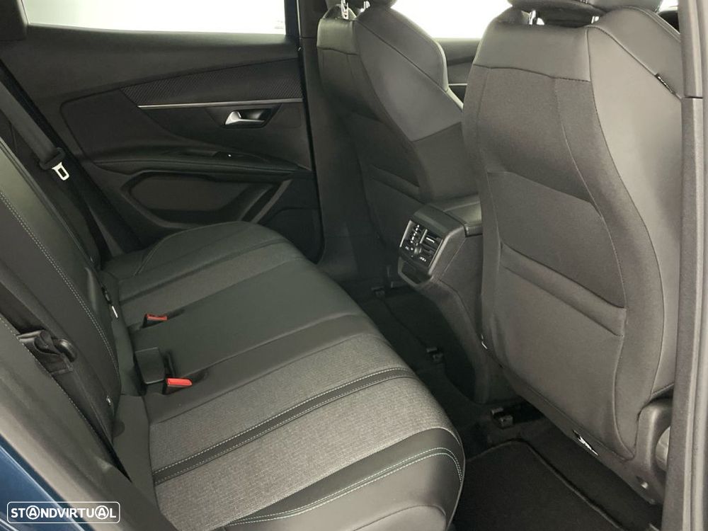 Peugeot 3008 1.2 PureTech Allure - 25