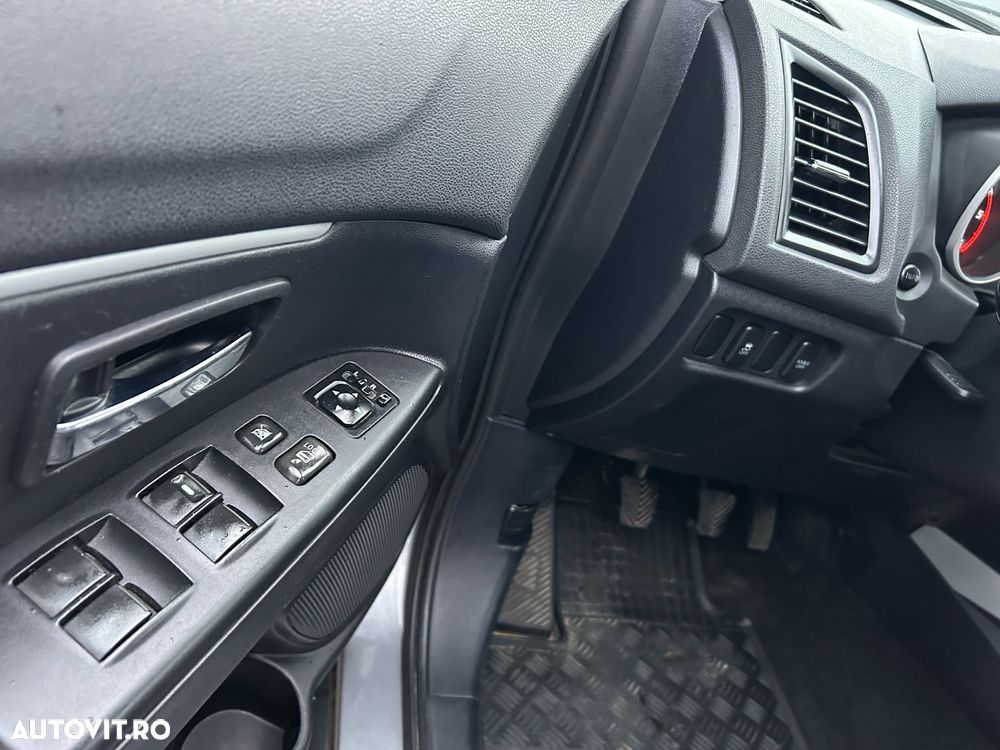 Mitsubishi ASX 1.8 DI-D 4WD Intense - 19