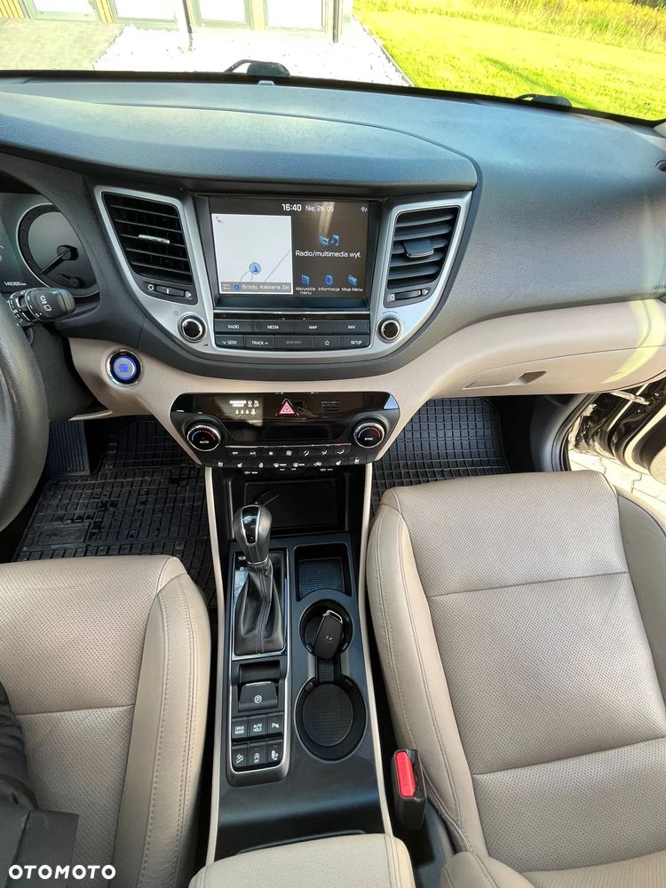 Hyundai Tucson 1.7 CRDI BlueDrive Comfort 2WD DCT - 15