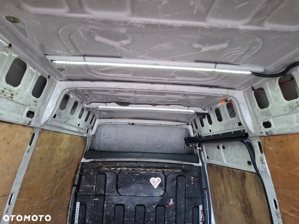 Iveco DAILY35S14 - 3