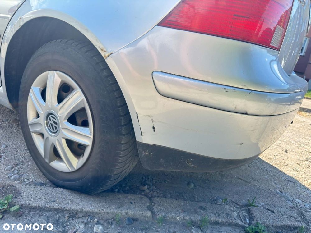 Volkswagen Golf - 5
