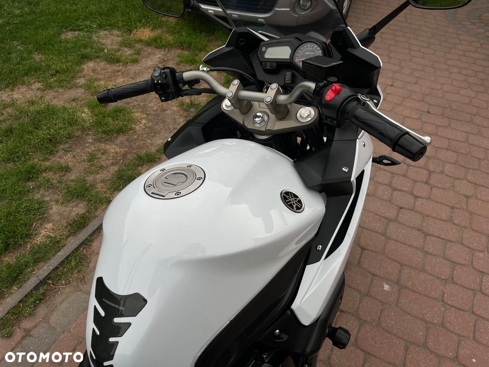 Yamaha XJ - 19