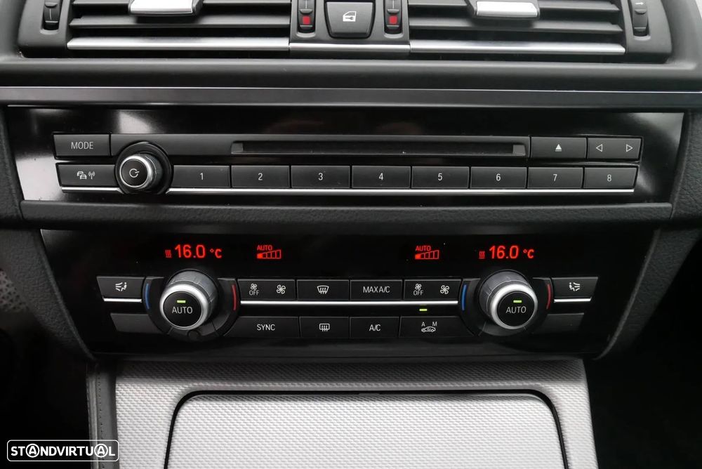 BMW 525 d Pack M Auto - 16