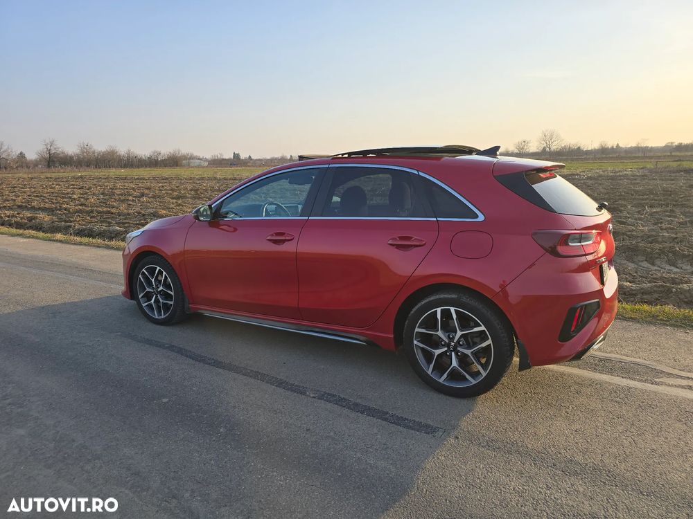 Kia Ceed 1.5 T-GDI MHEV 7DCT GT Line - 9