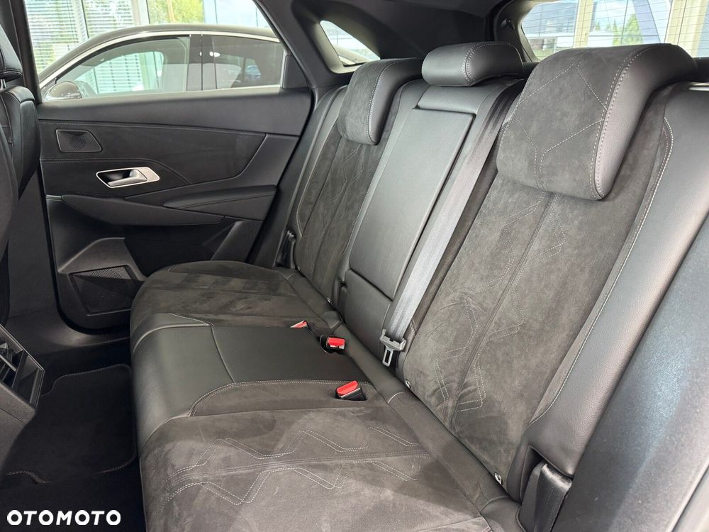 DS Automobiles DS 7 Crossback - 13