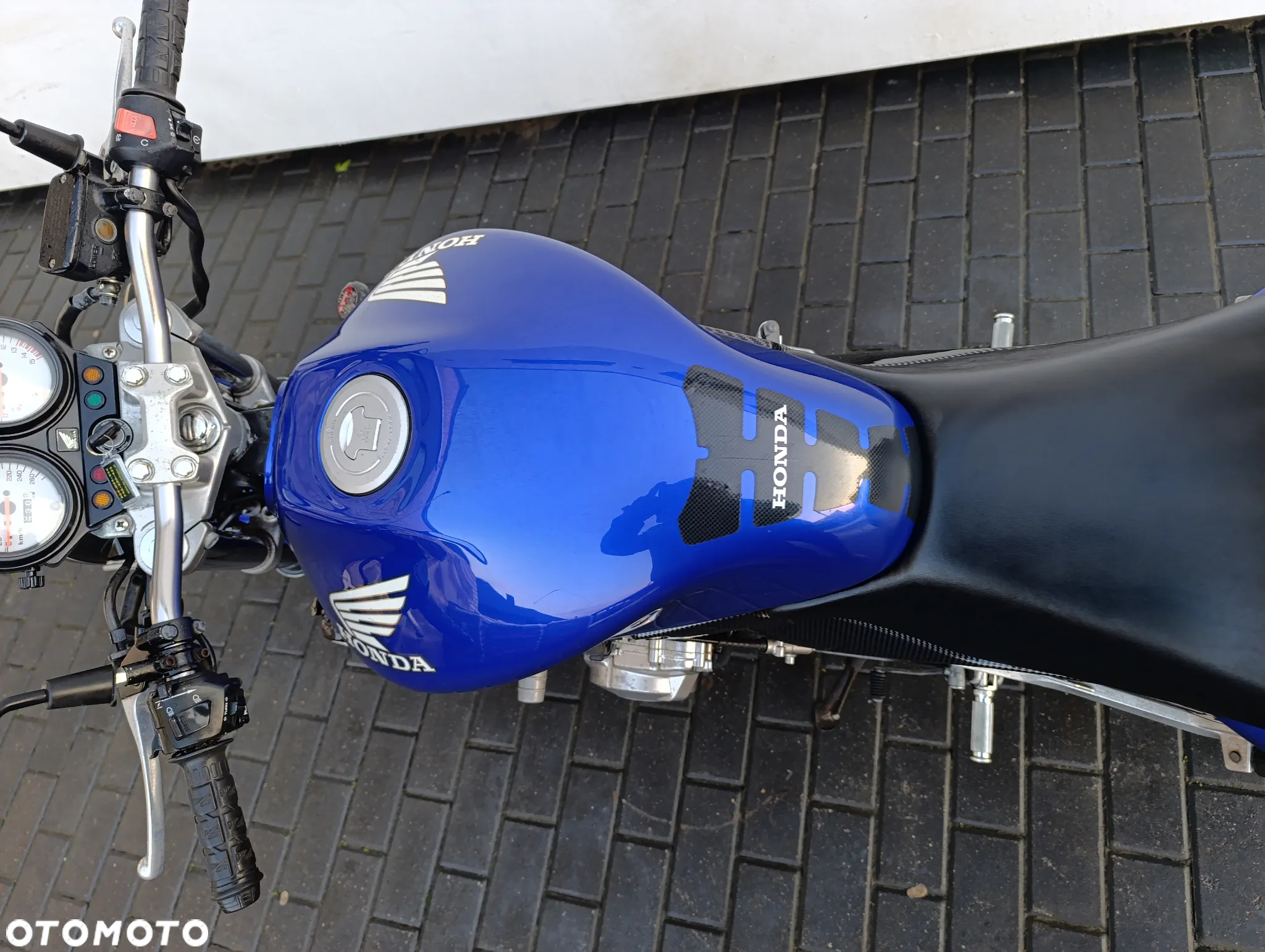 Honda Hornet - 15