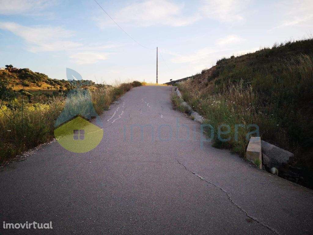 Terreno com Ruina - S.B. Messines - Grande imagem: 3/4