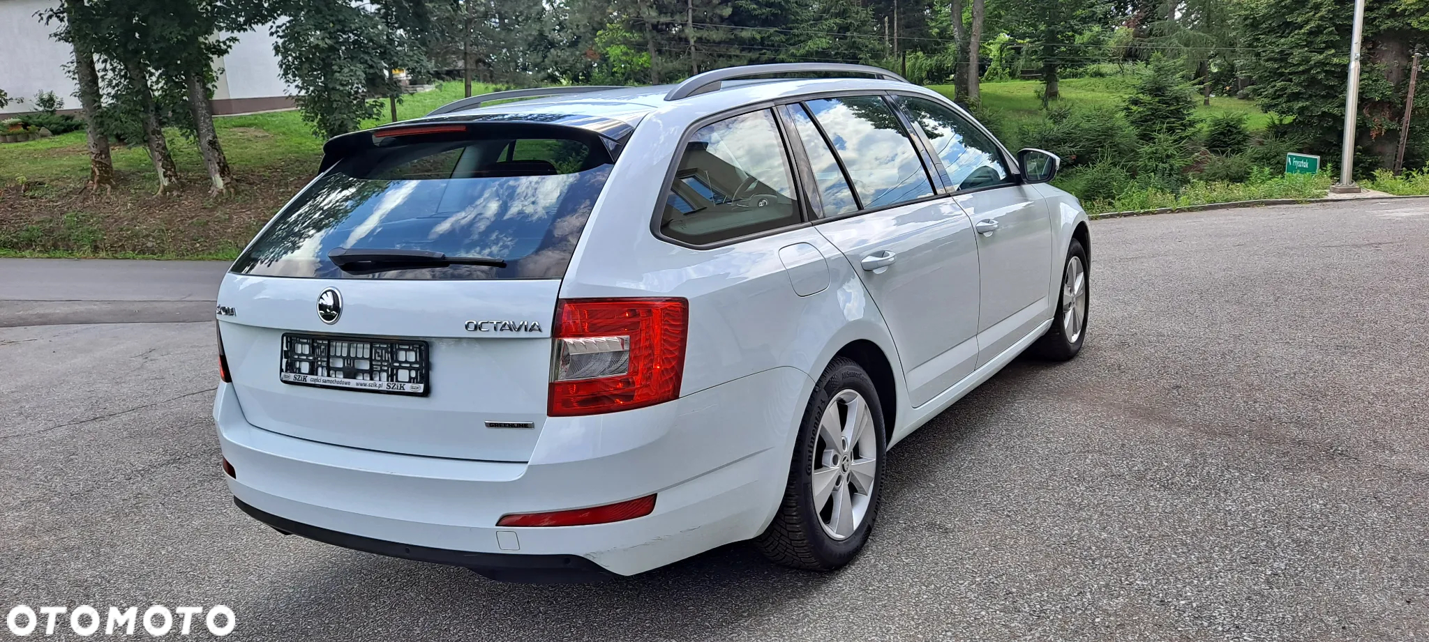 Skoda Octavia Combi 1.6 TDI GreenLine - 13