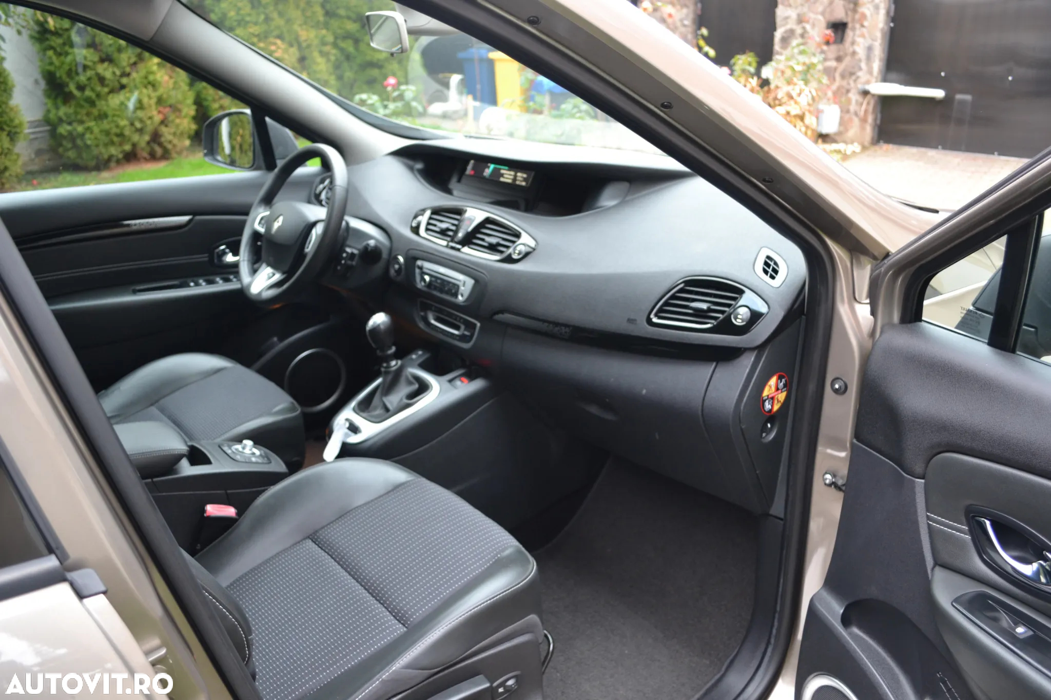 Renault Scenic dCi 130 FAP Start & Stop Dynamique - 8