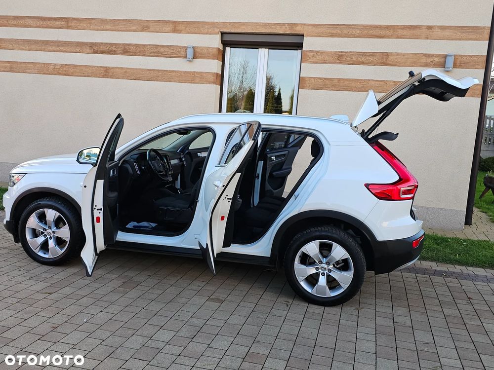 Volvo XC 40 D3 SCR Momentum - 19