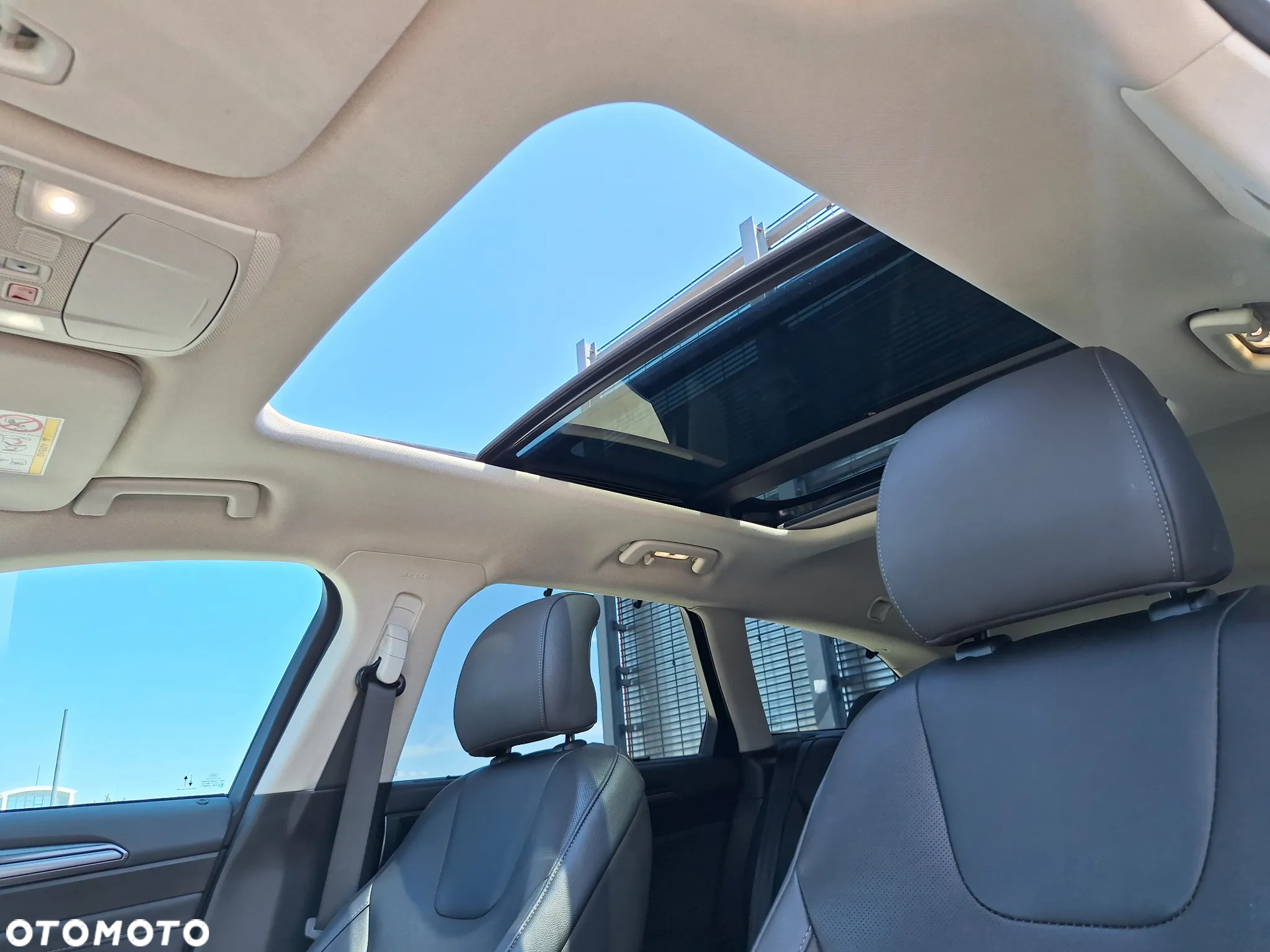 Ford Mondeo 2.0 EcoBlue Titanium - 19