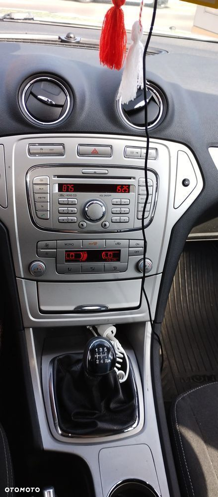 Ford Mondeo - 6