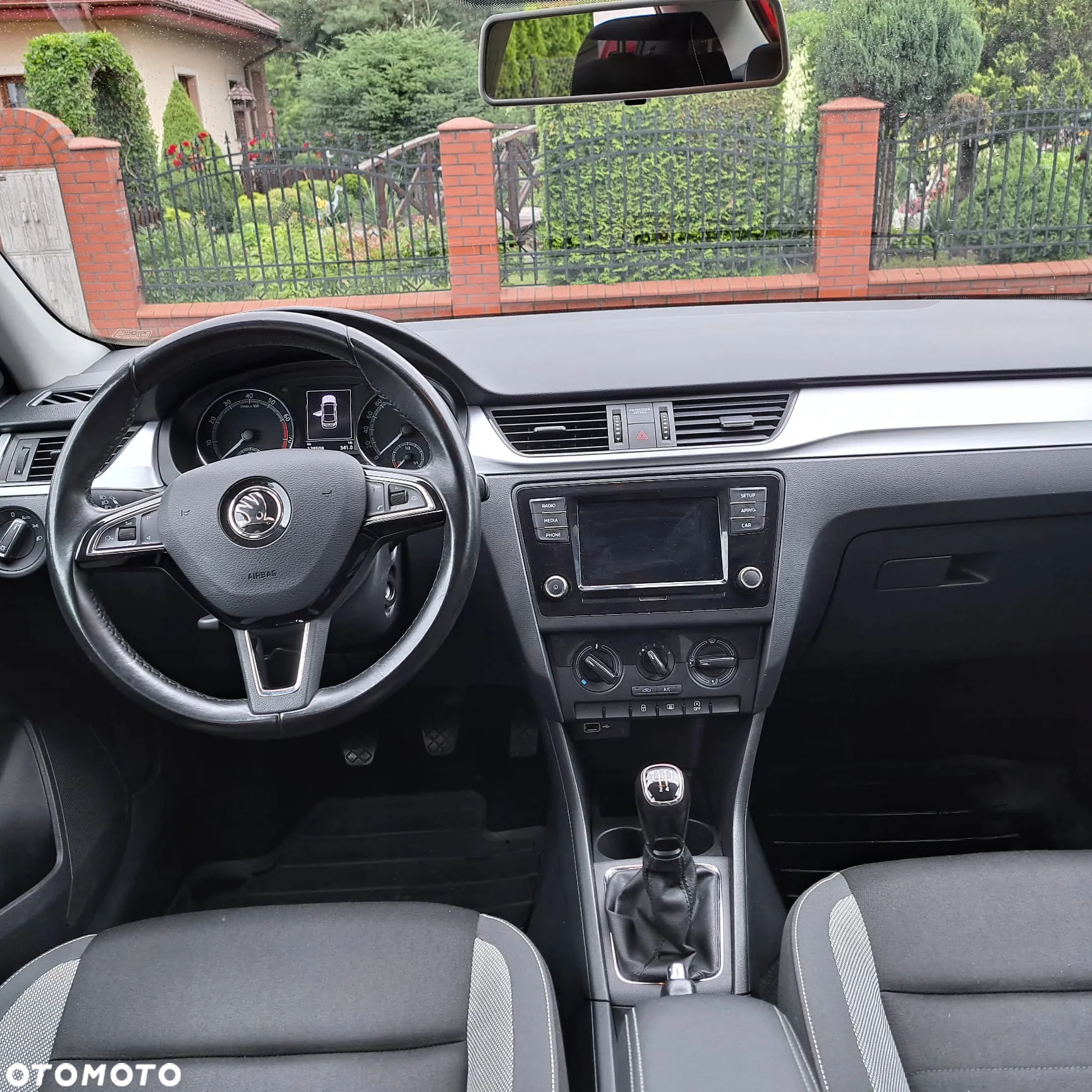Skoda RAPID - 15