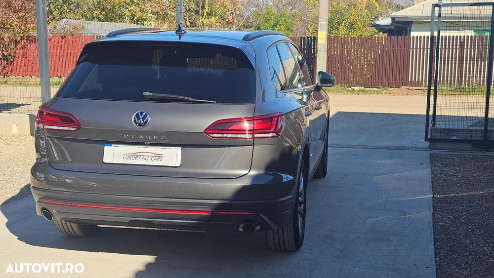 Volkswagen Touareg - 4