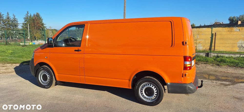 Volkswagen Transporter T5 - 2