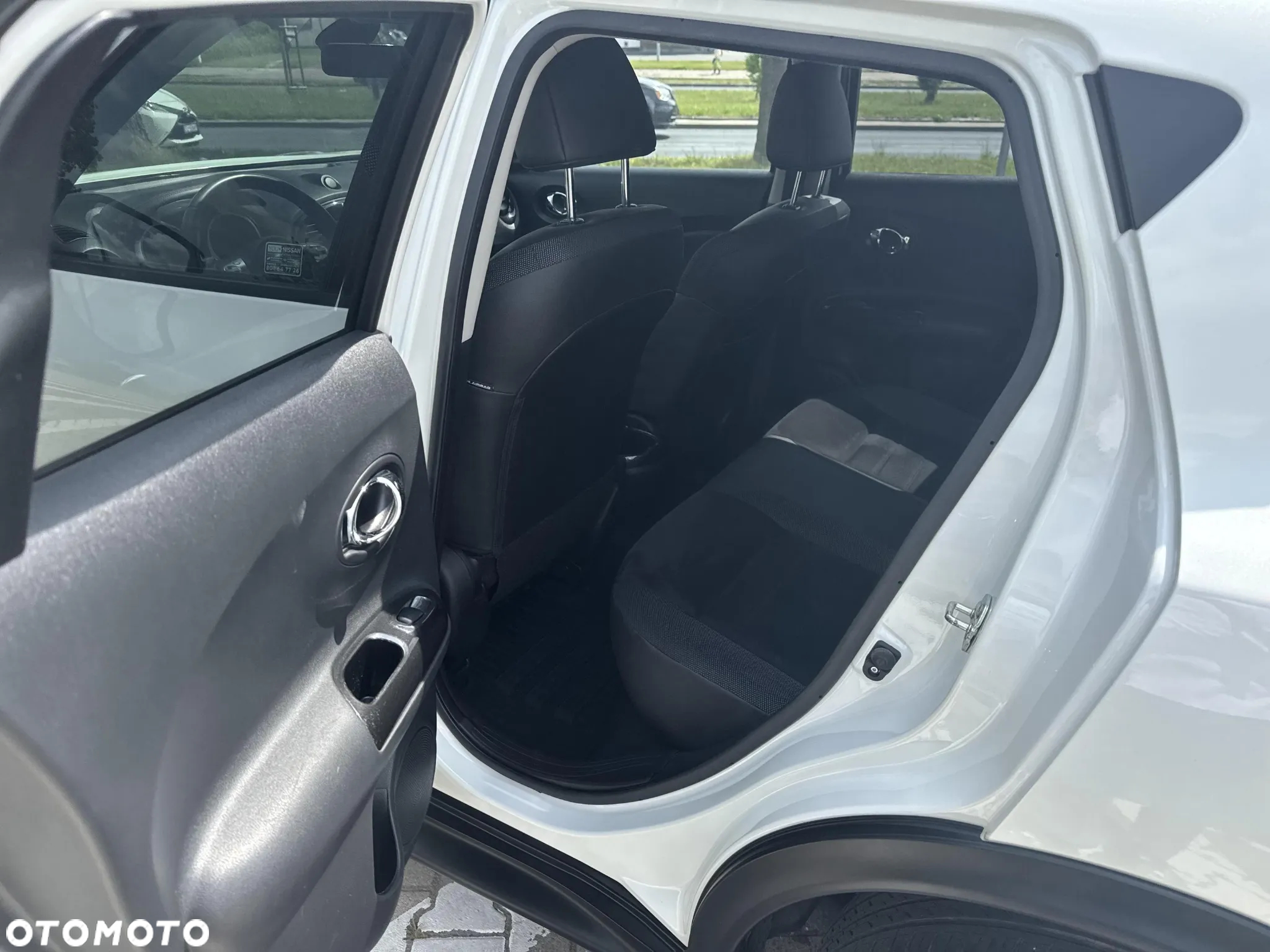 Nissan Juke 1.6 N-Connecta Xtronic - 22