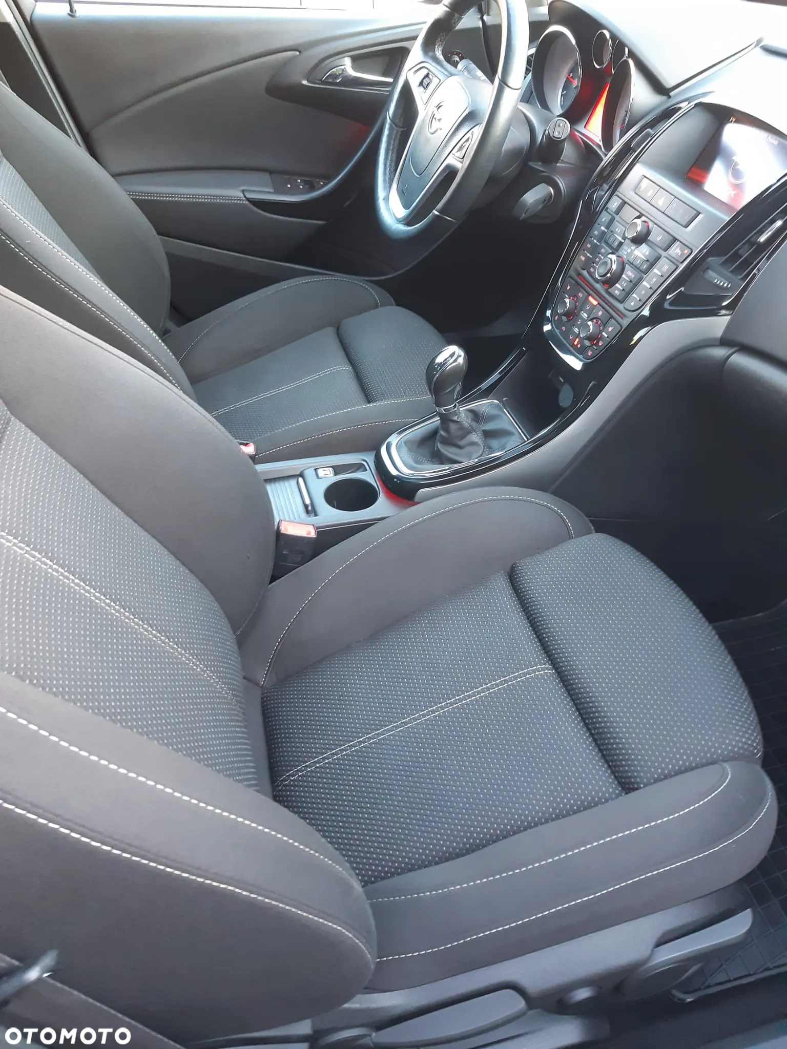 Opel Astra IV 2.0 CDTI Cosmo - 10