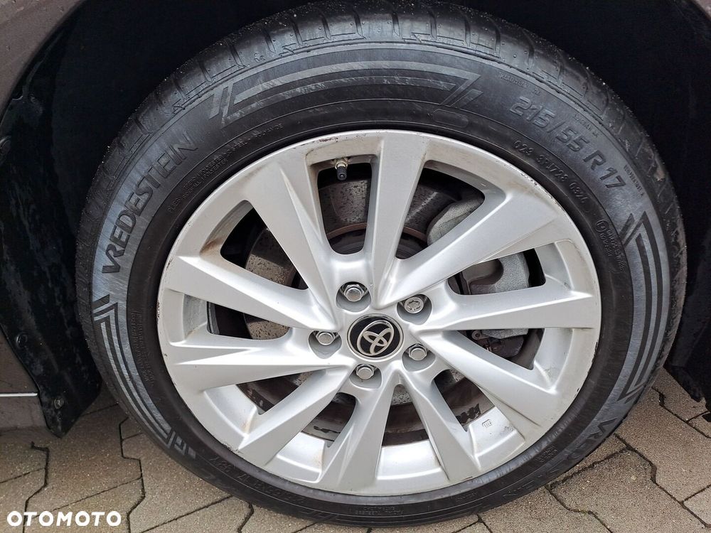 Toyota Camry 2.5 Hybrid Comfort CVT - 10
