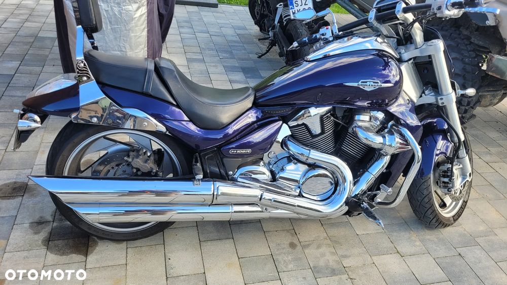 Suzuki Boulevard - 1