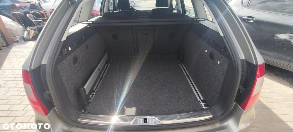 Skoda Superb - 16