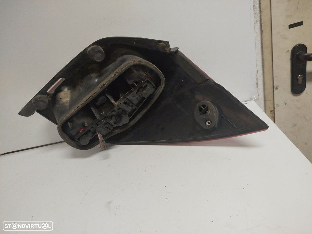 Farolim Stop Esq Renault Laguna Ii Grandtour (Kg0/1_) - 2