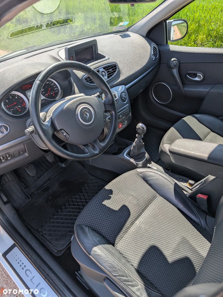 Renault Clio 1.5 dCi Dynamique - 17