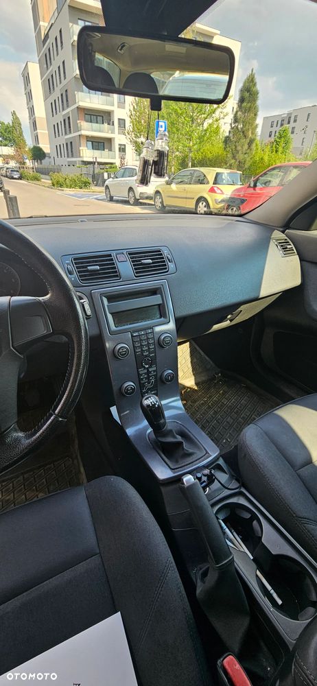 Volvo V50 2.0D Momentum - 1
