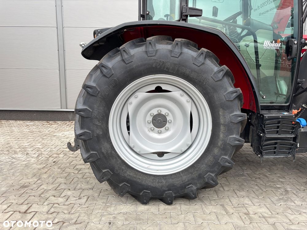 Massey Ferguson 4709M - 11
