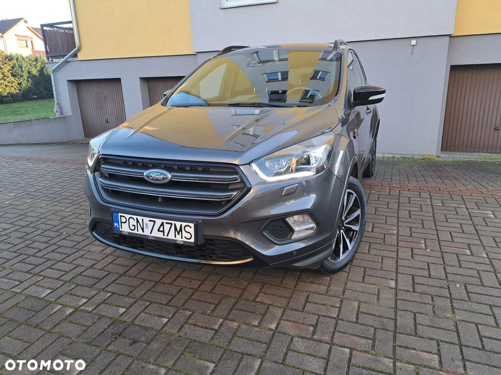 Ford Kuga - 3