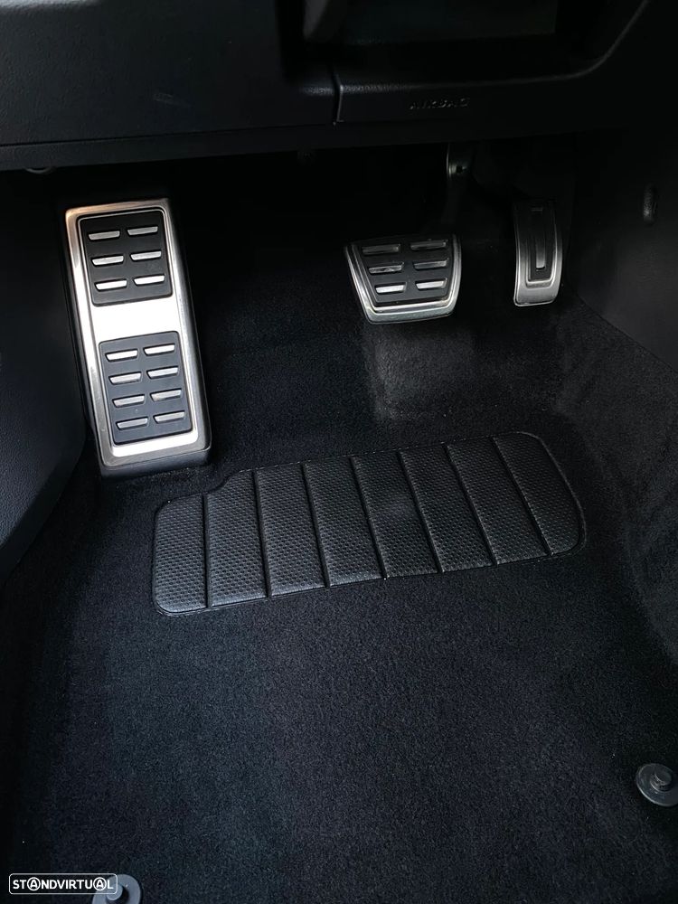 VW Golf 2.0 GTi DSG Edition 30 - 30