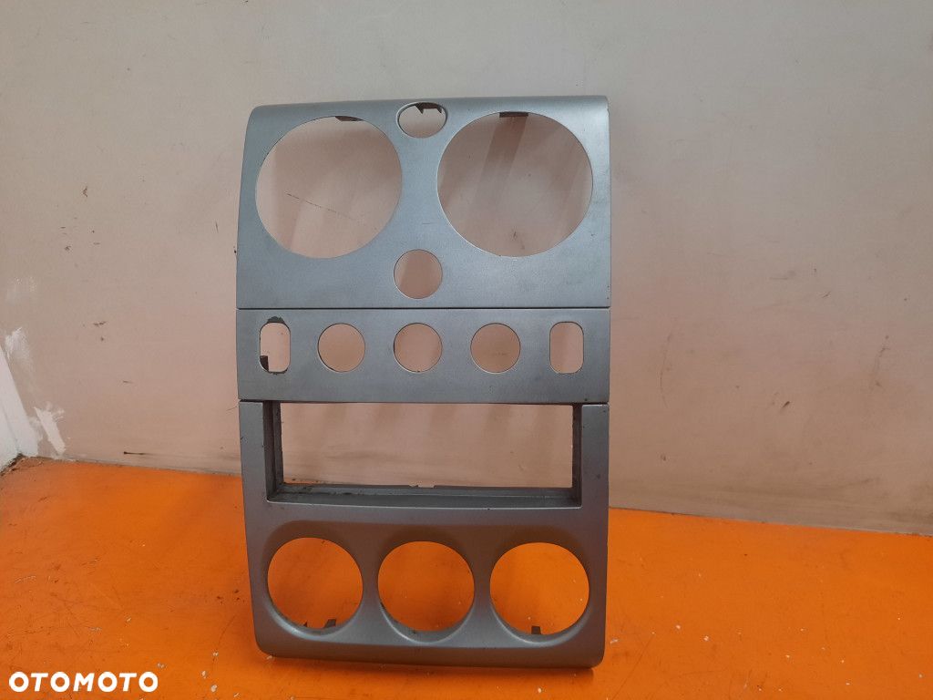 PEUGEOT PARTNER I 02-12 RAMKA PANELU KLIMATYZACJI 9653812007 - 1