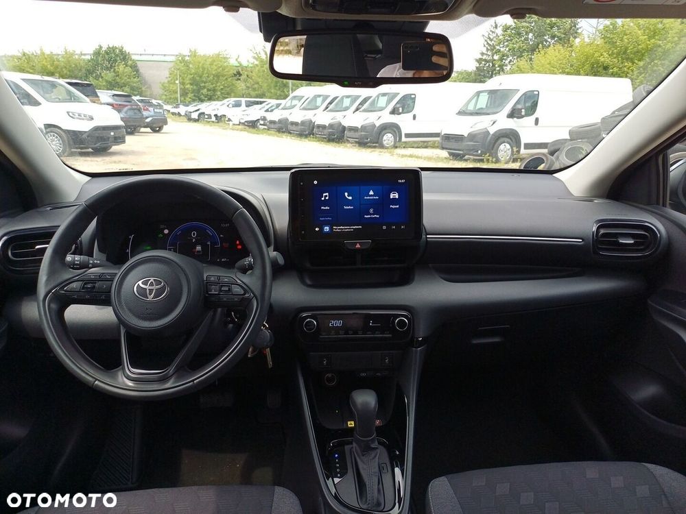 Toyota Yaris Hybrid 1.5 Style - 11