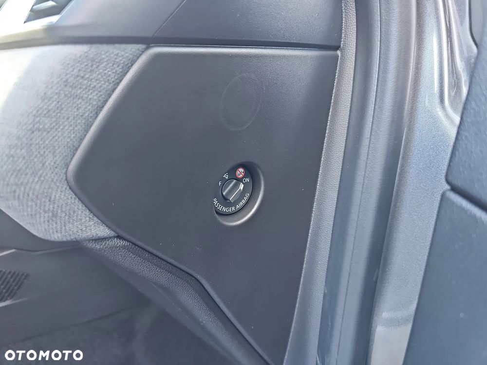 Renault Clio - 30