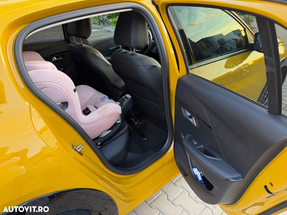 Peugeot 208 e-208 Allure - 11