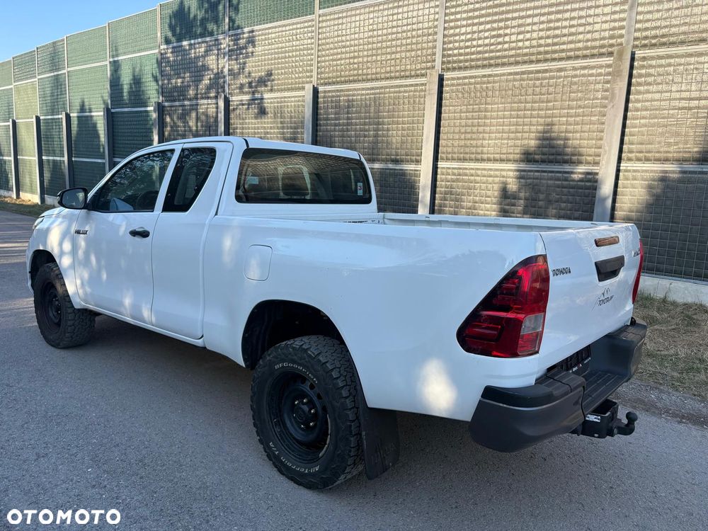 Toyota Hilux 4x4 Extra Cab Comfort - 7