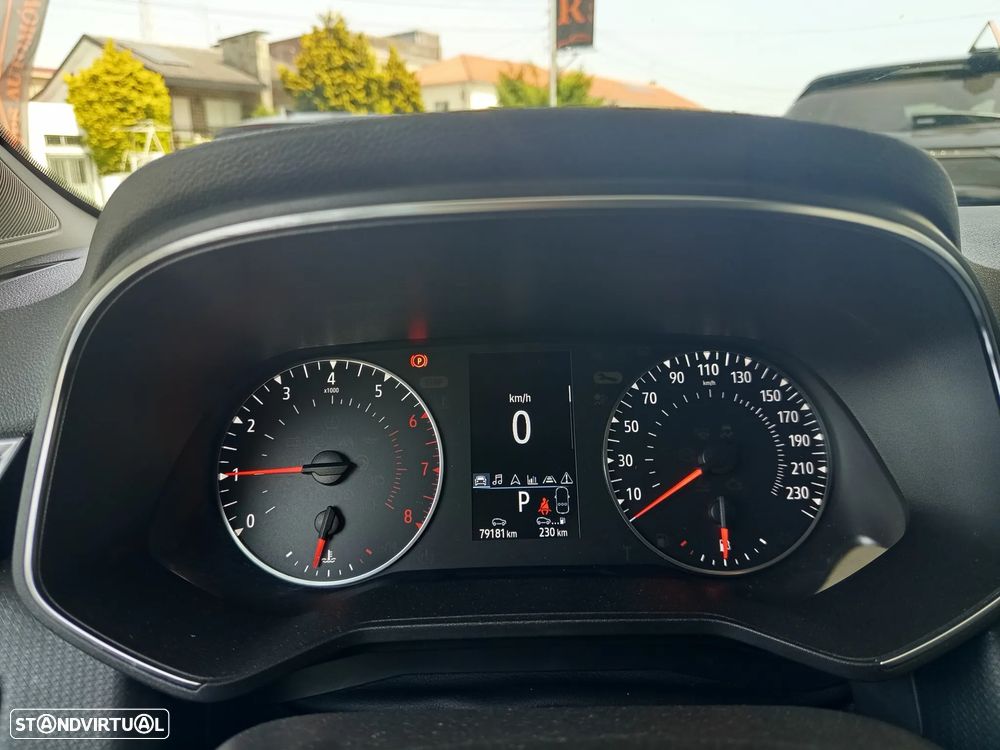 Renault Clio - 12