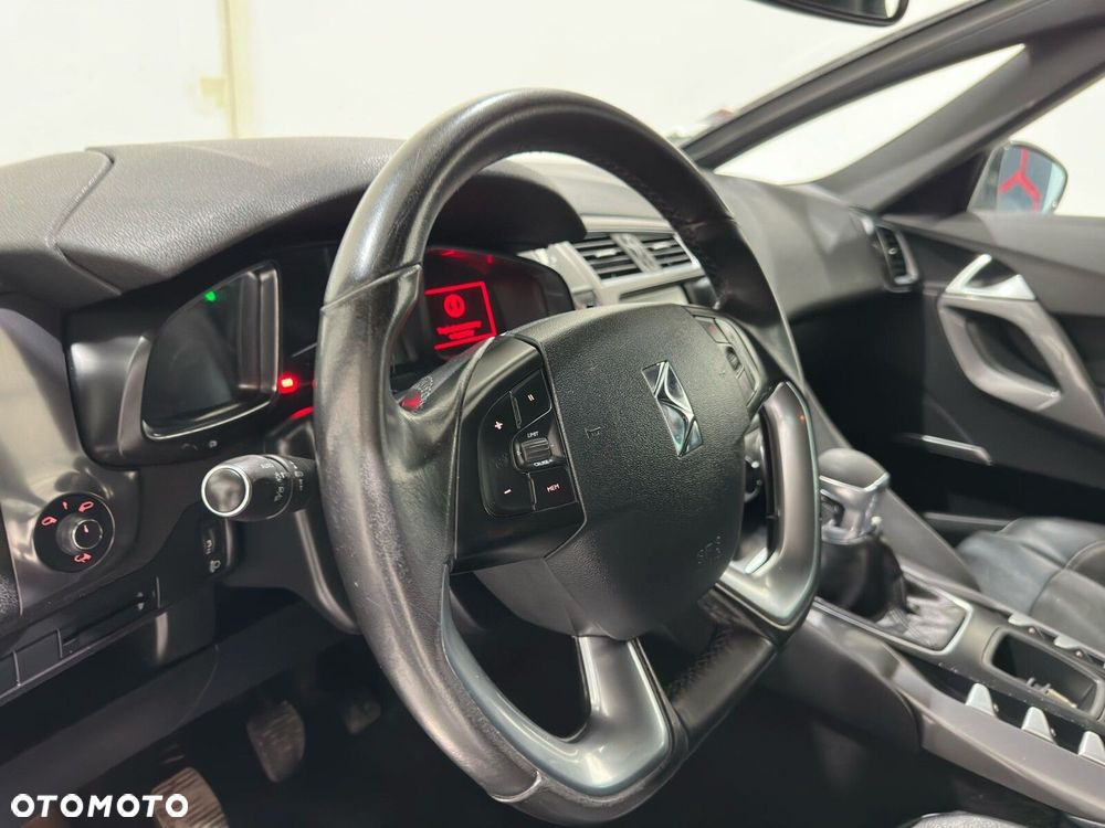 DS Automobiles DS 5 - 30