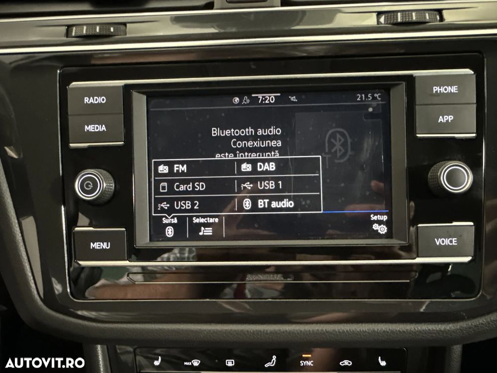 Volkswagen Tiguan - 22