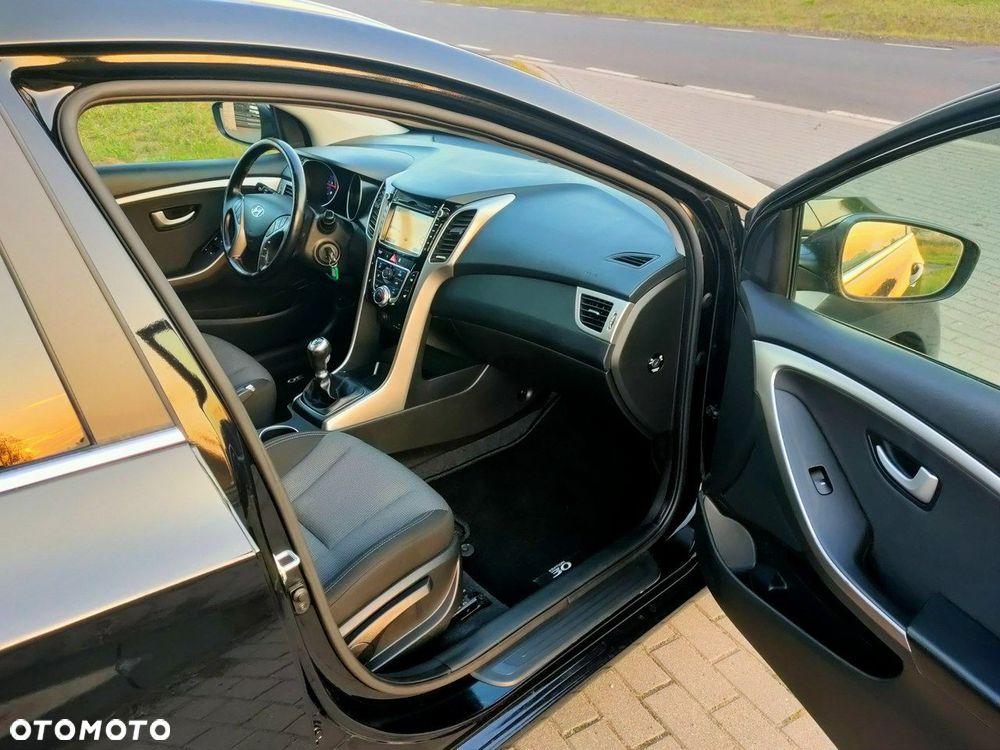 Hyundai i30 1.6 CRDI Passion - 18