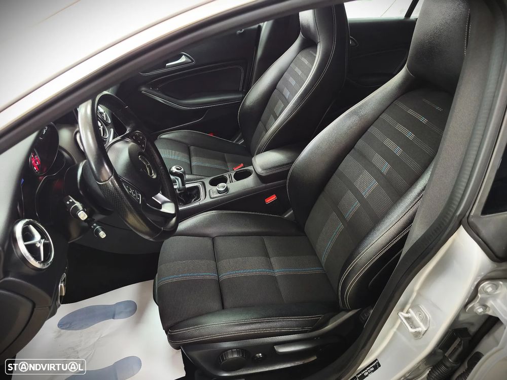 Mercedes-Benz CLA 200 - 11