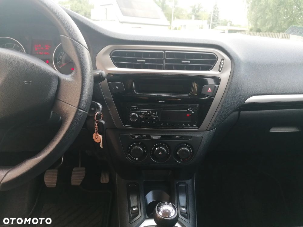 Peugeot 301 - 15
