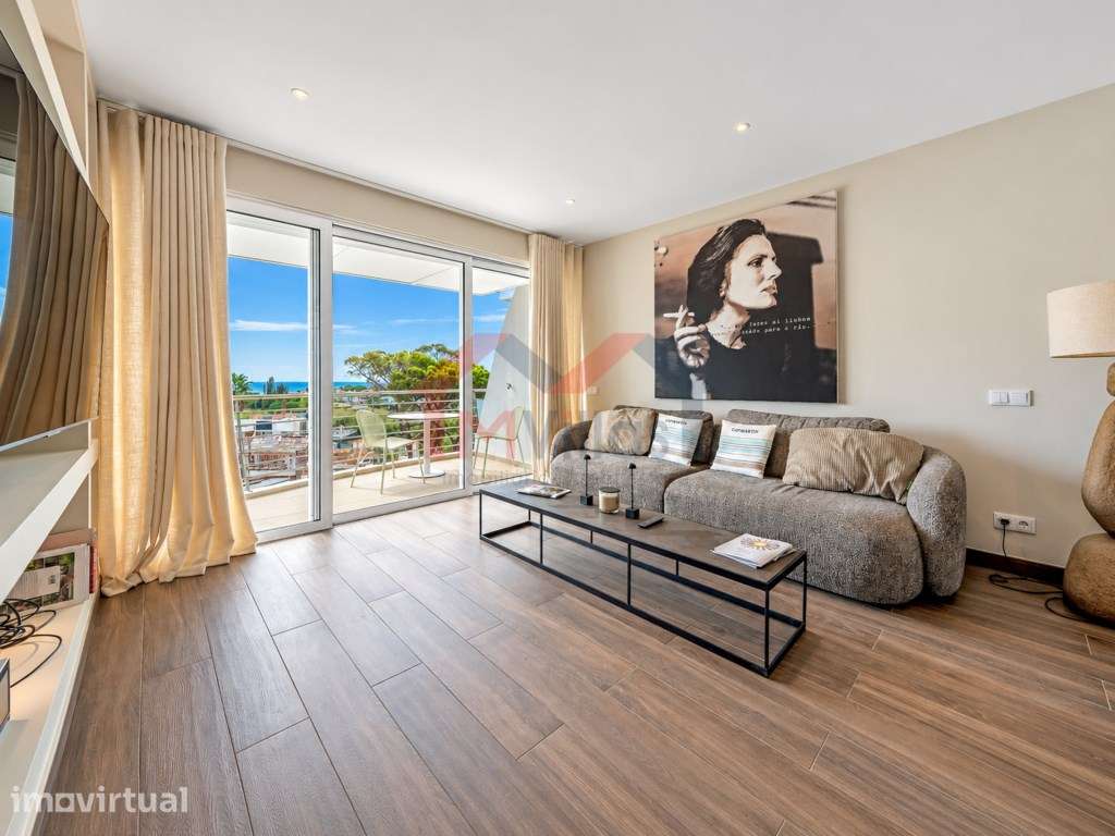 Magnífico Apartamento Triplex T2 Renovado com Rooftop e Vista Mar P... - Grande imagem: 4/27