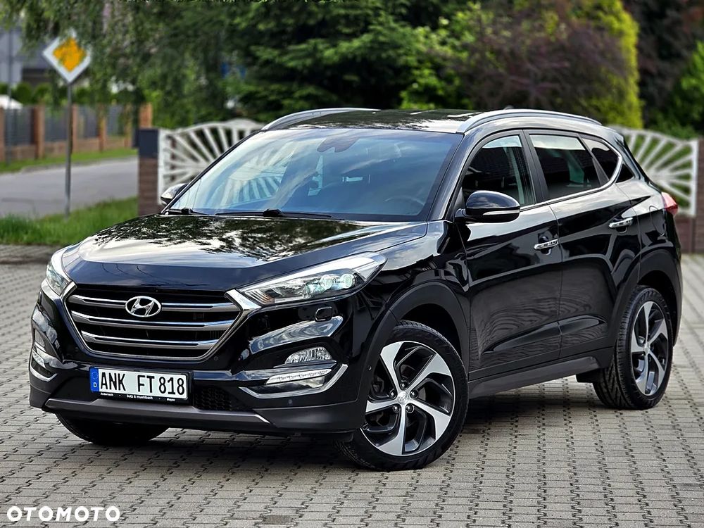Hyundai Tucson 2.0 CRDI 4WD Automatik Premium - 2