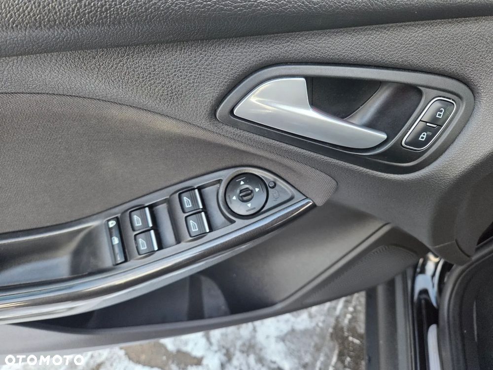 Ford Focus 1.5 TDCi Black Edition - 14