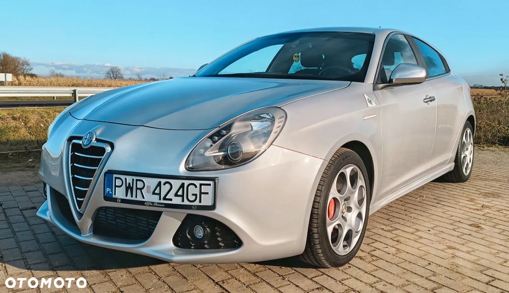 Alfa Romeo Giulietta 1.8 TBi 16V Quadrifoglio Verde - 2